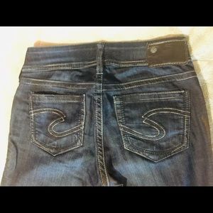 Silver Size 25 Suki 17” Bootcut Jeans